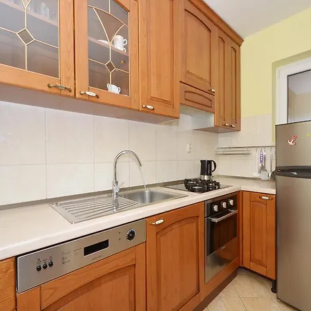 公寓 Vukadin 特罗吉尔