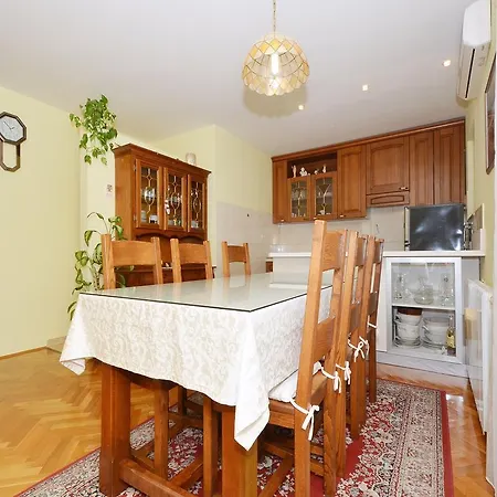 Lägenhet Vukadin Trogir