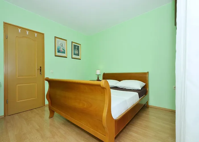 Vukadin Apartman Trogir